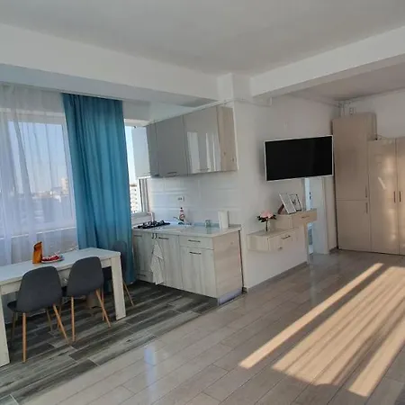 Beautiful Apartament With 80 Sqm Sea View Terrace Năvodari